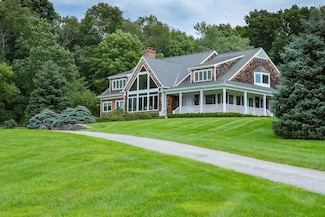 72 N Mabbettsville Rd, Millbrook, NY 12545