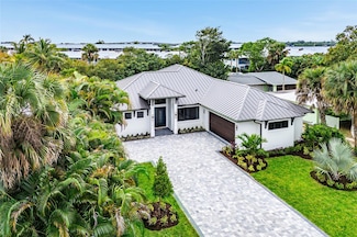 513 SW South Carolina Dr, Stuart, FL 34994