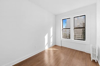 619 E 5th St Unit 17, New York, NY 10009