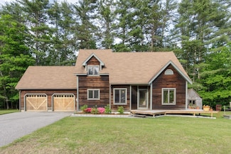 724 Park Ave, Contoocook, NH 03229