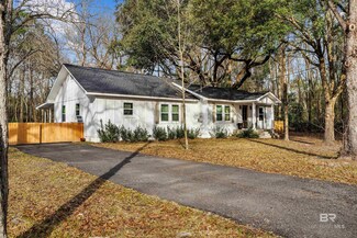 721 Shiloh St, Saraland, AL 36571