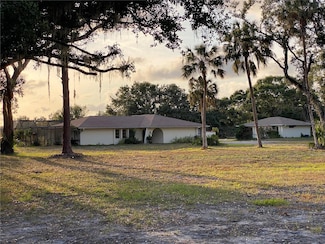 5760 Howard Creek Rd, Sarasota, FL 34241