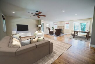 268 Ledoux Ln, Tiverton, RI 02878