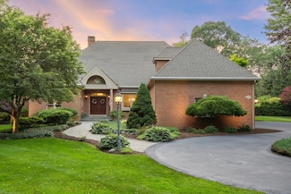 98 Fox Run Rd, Bolton, MA 01740