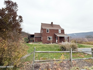 214 Walton Rd, Lock Haven, PA 17745