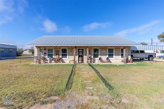 1502 Avenue N, Anson, TX 79501