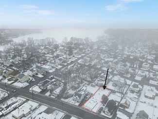 133 Lake St, Waltham, MA 02451