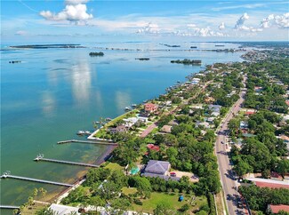 1530 Bayshore Blvd, Dunedin, FL 34698
