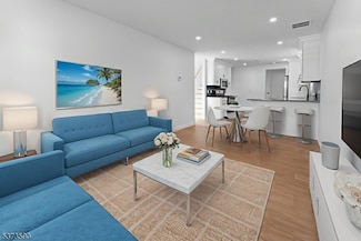 65 Anderson St Unit 2, Raritan, NJ 08869