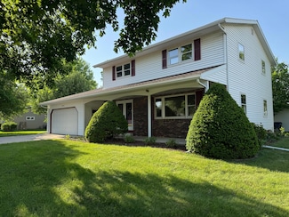 603 Dogwood Ave, Marshall, MN 56258