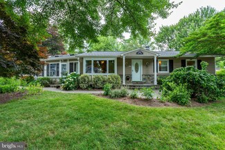 2515 Drexel St, Vienna, VA 22180