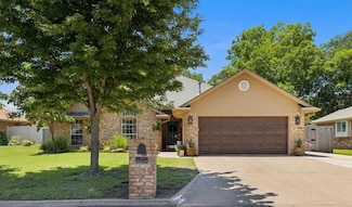 5 Larkins Place, Shawnee, OK 74801