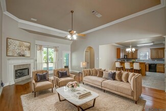 3112 Grassy Lake Dr, Baton Rouge, LA 70816