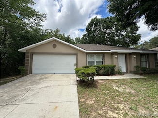 1007 W Geneva Place, Citrus Springs, FL 34434