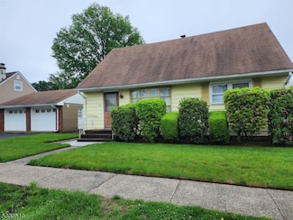 133 Major St, Clifton, NJ 07012