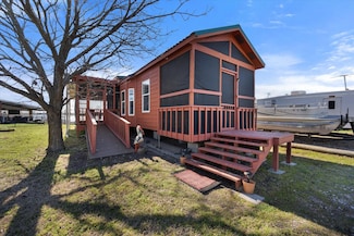 2092 Pelican Isle Dr, Kerens, TX 75144