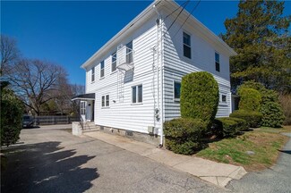 504 Sharon St, Providence, RI 02908