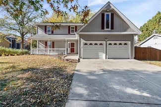 8224 N Forest Ave, Kansas City, MO 64118