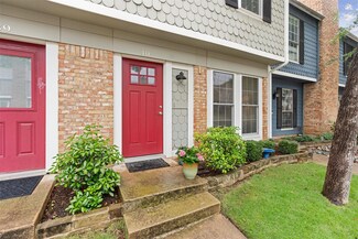 40 Abbey Rd, Euless, TX 76039