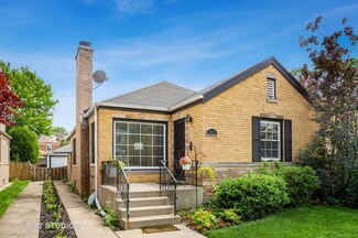 6339 N Leroy Ave, Chicago, IL 60646