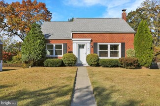 31 Darlin Dr, Reading, PA 19609