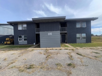 105 Pecos Place, Plainview, TX 79072