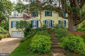 21 Farmington Ct, Chevy Chase, MD 20815