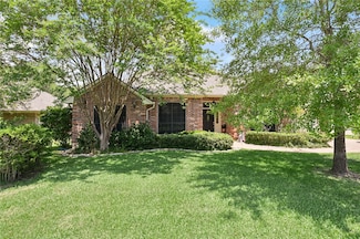 9311 Whitney Ln, College Station, TX 77845