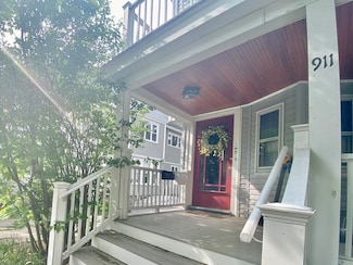 911 Broadway Unit 1, Somerville, MA 02144