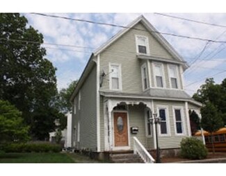 48 Hastings St, Lowell, MA 01851