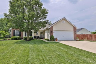 11 Green Meadow Ct, Franklin, OH 45005
