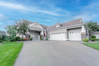9769 Wedgewood Cir, Woodbury, MN 55125