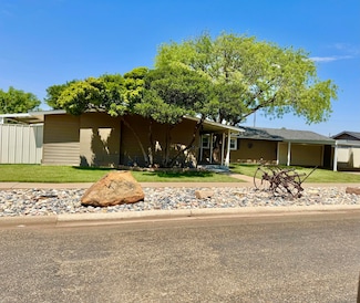 109 Juanita St, Plainview, TX 79072