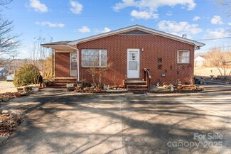 700 Snuggs St, Albemarle, NC 28001