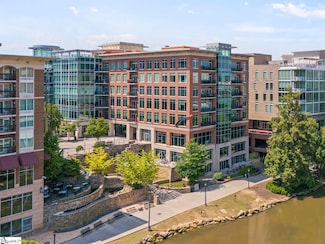 201 Riverplace Unit 807, Greenville, SC 29601