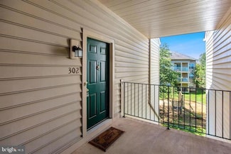 1031 Gardenview Loop, Woodbridge, VA 22191