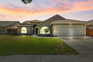 748 Ashbury Ct, Los Banos, CA 93635