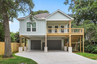 3610 Emerson Ave, Bacliff, TX 77518