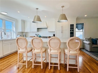 11 W Narragansett Ave Unit 2, Newport, RI 02840