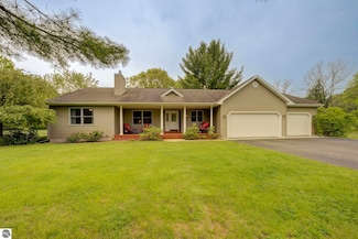 10247 Fishers Run, Traverse City, MI 49685