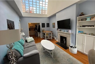 129 E 27th St Unit 3F, New York, NY 10016