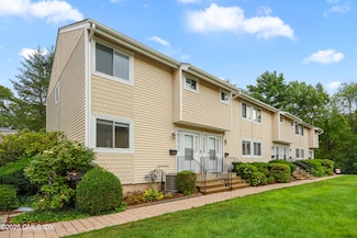 75 Cos Cob Ave Unit 10, Cos Cob, CT 06807