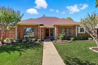 9009 Rodeo Dr, Irving, TX 75063