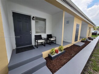 1723 Wiley St Unit XX, Hollywood, FL 33020