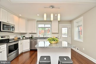 1103 Morse St NE, Washington, DC 20002