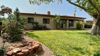 8306 Robin Ave NE, Albuquerque, NM 87110