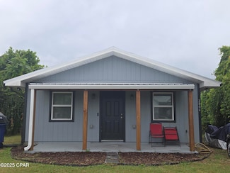 2806 E 3rd St, Panama City, FL 32401