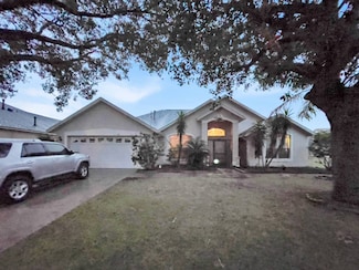 41 Nevada Loop Rd, Davenport, FL 33897