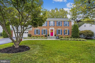 13169 Autumn Hill Ln, Herndon, VA 20171
