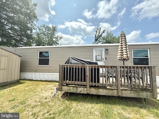 28 Chesapeake Mobile Ct, Severn, MD 21076